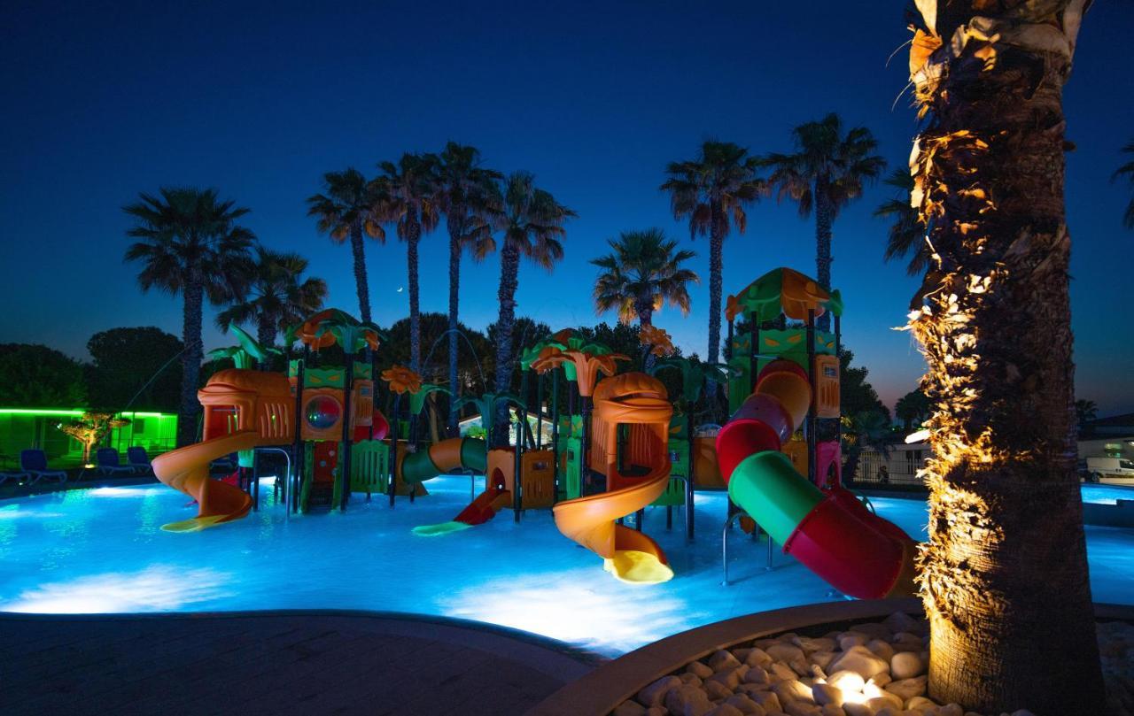 Holiday Family Village Porto Sant'Elpidio Bagian luar foto