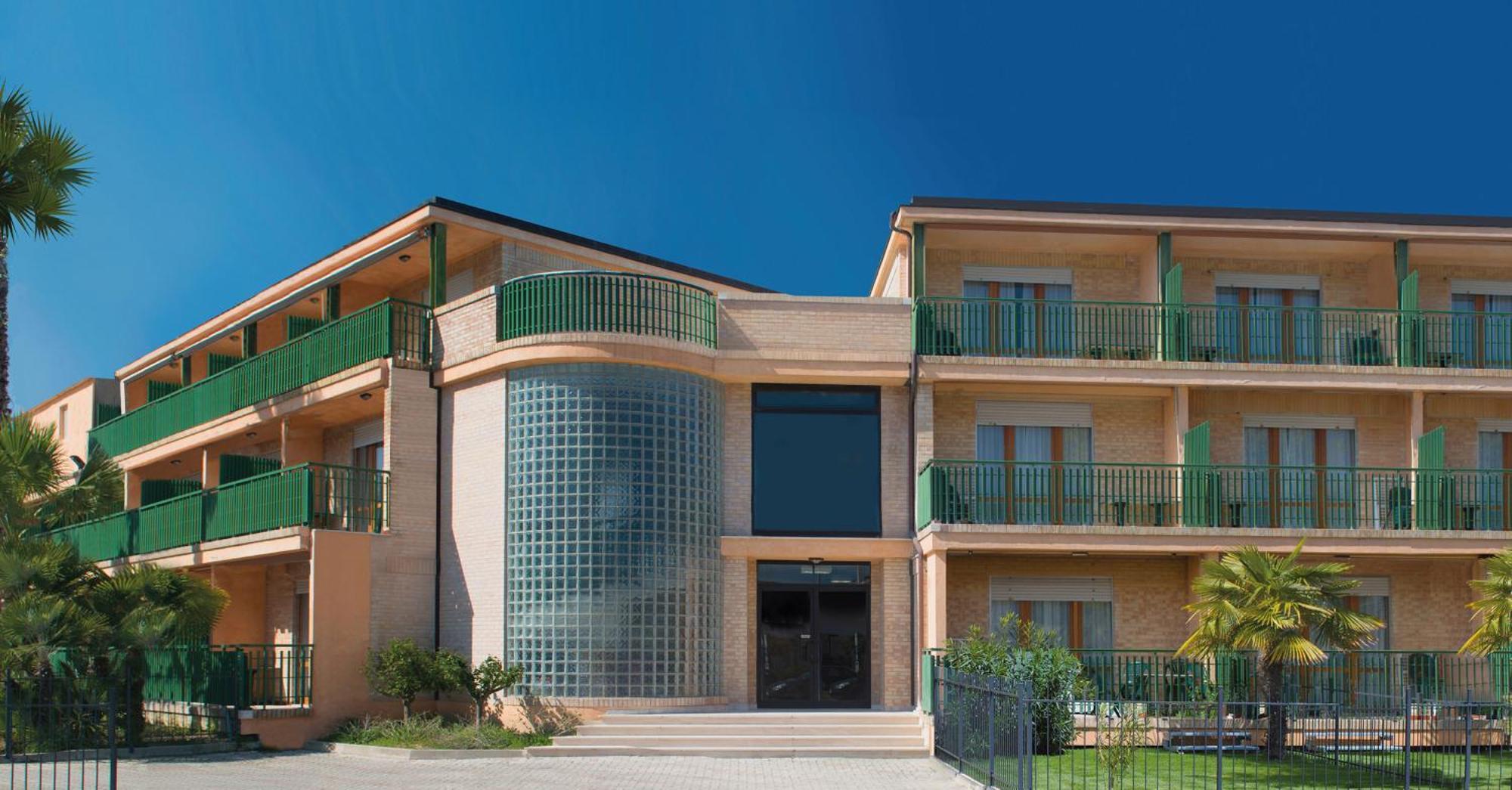 Holiday Family Village Porto Sant'Elpidio Bagian luar foto